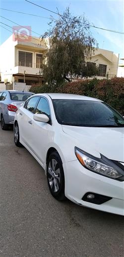 نیسان ئەلتیما